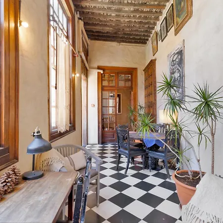 Casa Montesdeoca - Jacaranda Holiday home *
